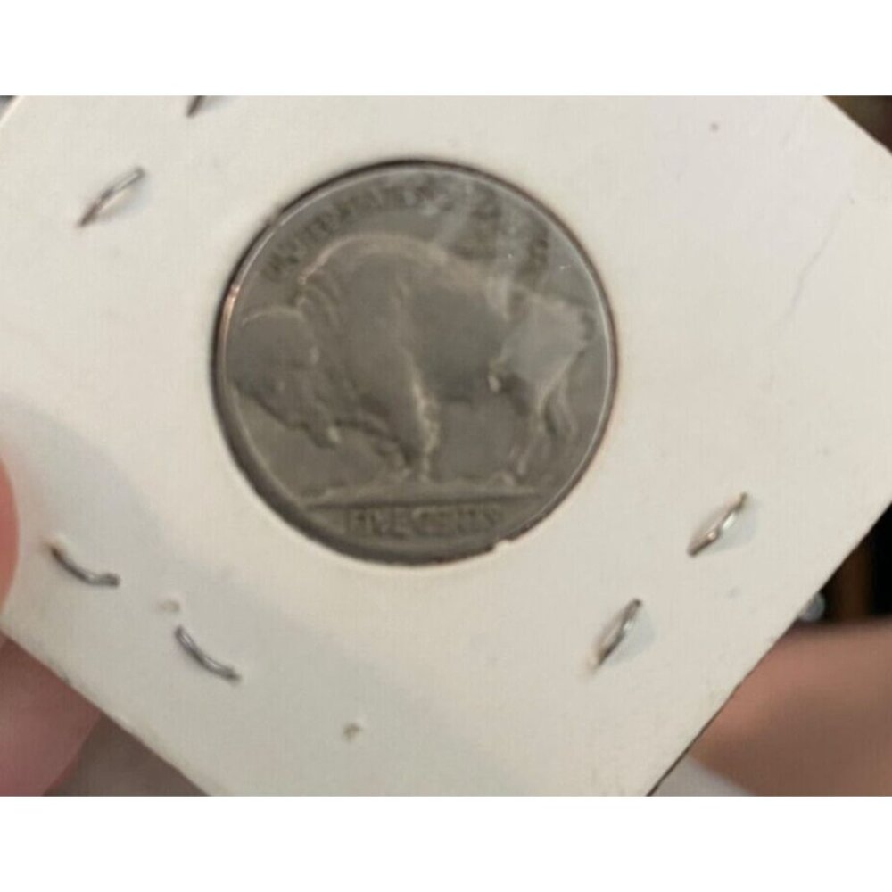 1937 Buffalo Nickel Choice - Picture 8 of 9